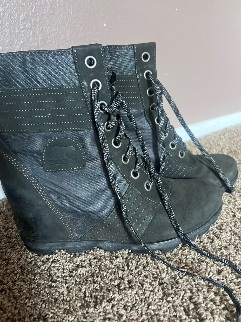 Sorel Black Lace-Up Wedge Ankle Boots